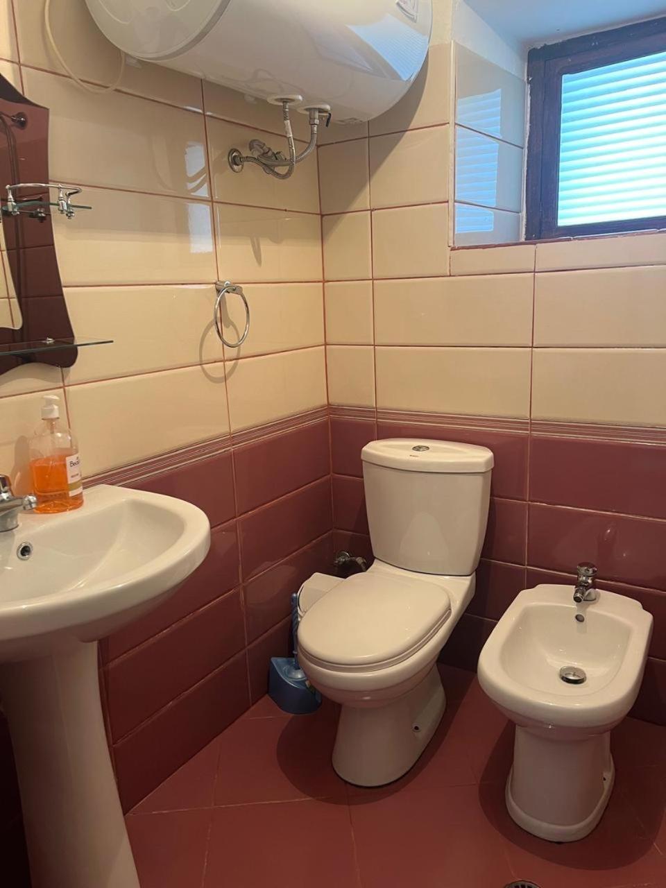 Guest House Lion Berat Zewnętrze zdjęcie
